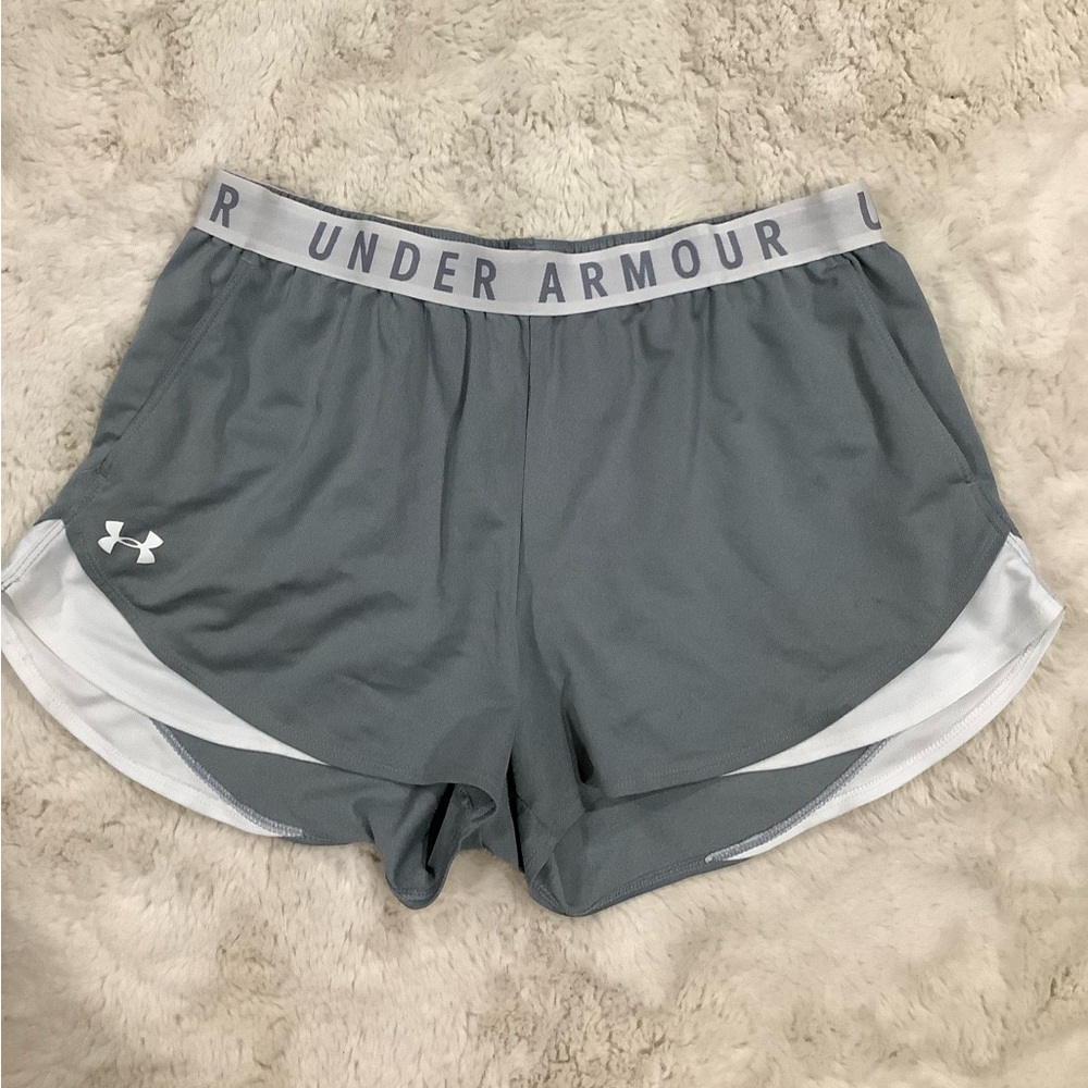 Women’s UA Shorts